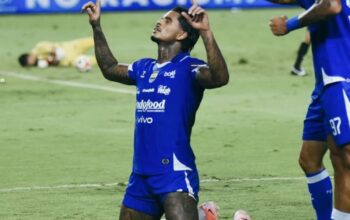 Persib Bandung Kukuh di Puncak Klasemen, Ramon Tanque Minta Tim Tetap Fokus