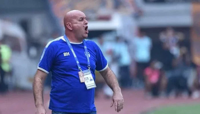 Bojan Hodak Siapkan Strategi Khusus Persib Bandung Hadapi Madura United