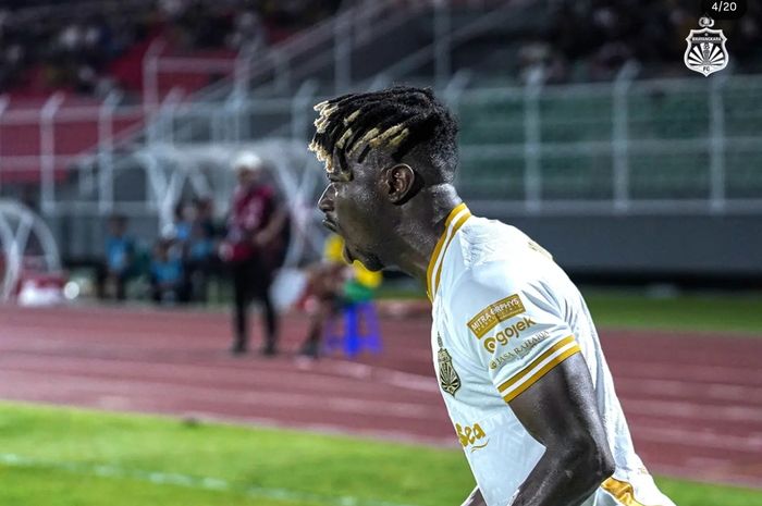 Moussa Sidibe Tampil Menggila: 4 Gol dan 3 Assist dalam 6 Laga, Rekrutan Tersukses Paruh Musim?