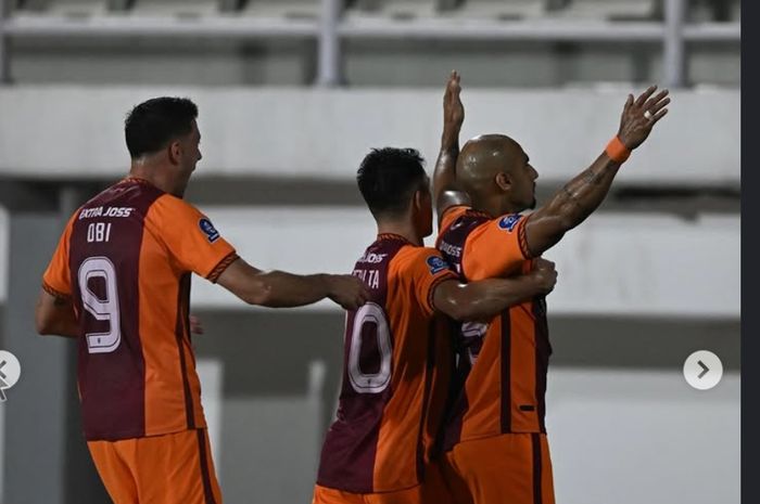 Juan Villa Cetak Dua Gol, Borneo FC Tundukkan Arema FC 3-1 di Samarinda