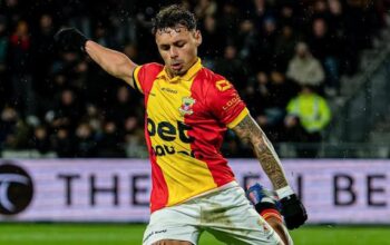 Bek Go Ahead Eagles di Eredivisie