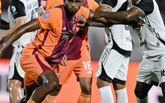 Big Match BRI Super League: Persija Jakarta Tantang Dominasi Borneo FC di JIS