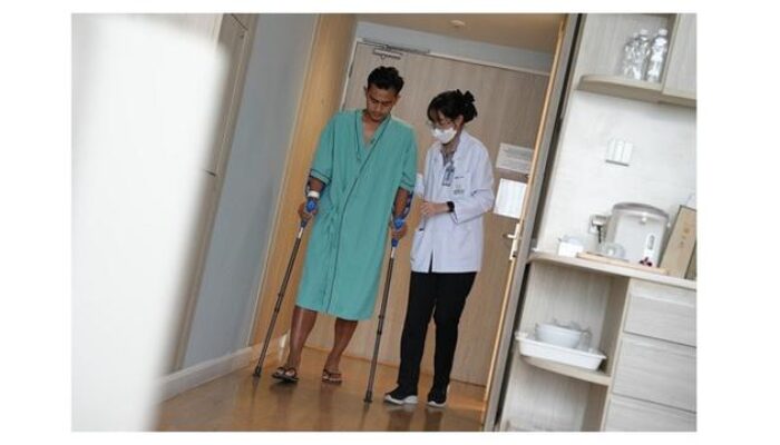 Potret kondisi Pratama Arhan usai jalani operasi lutut