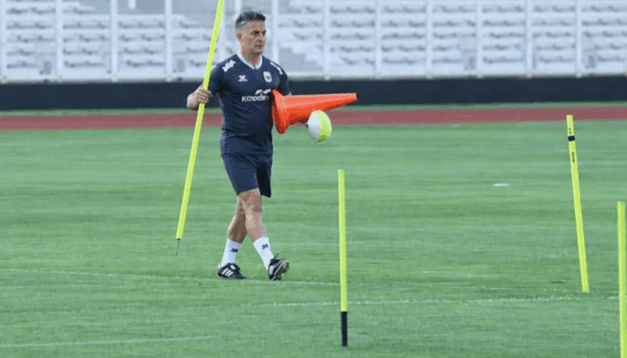 Timnas Indonesia Hadapi FIFA Series 2026 Tanpa Playmaker, Herdman Fokus Kolektivitas