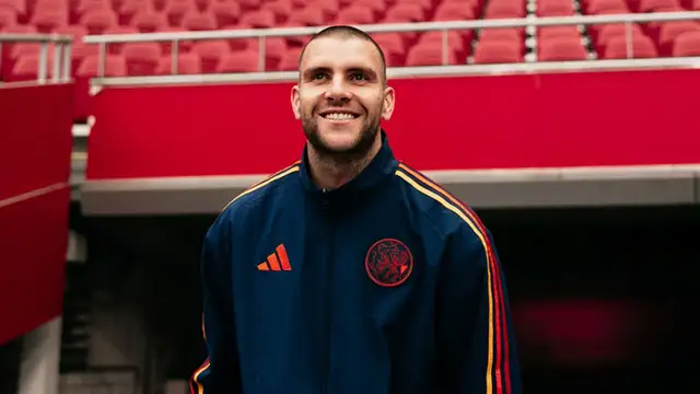 Maarten Paes: Siapa Sebenarnya Yang Membawa Saya ke Ajax?