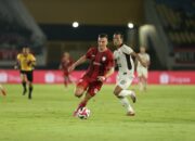 Disaksikan Joko Widodo, Gol Cungkil Akhir Laga Bawa Persis Solo Taklukkan Persik Kediri 2-1