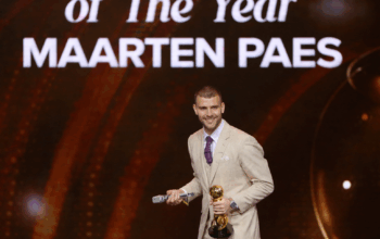 Kiper Timnas Indonesia, Maarten Paes, jadi penjaga gawang terbaik dalam PSSI Awards 2026. Malam penghargaan digelar di Studio 6 Emtek City, Jakarta Barat, pada Sabtu