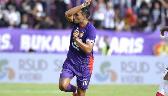 Akhiri Penantian Lima Tahun, Ezra Walian Kembali Dipanggil Timnas Indonesia Berkat Performa Apik di Persik Kediri
