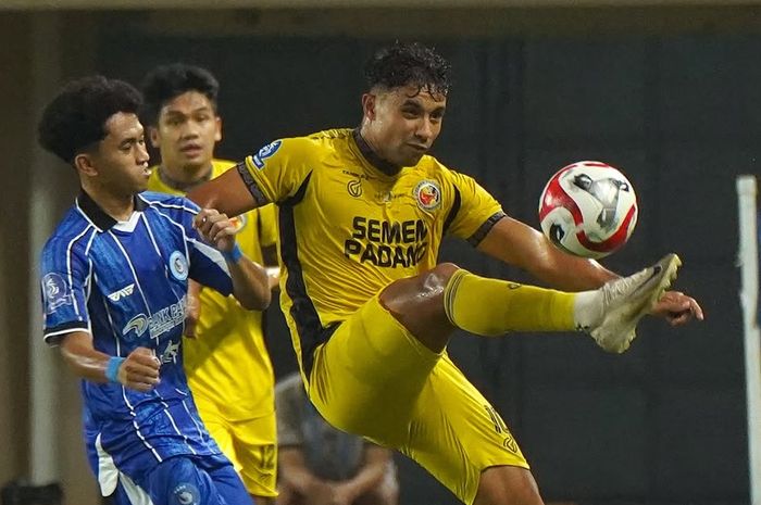 Debut Pelatih Baru Berbuah Manis, Semen Padang Tundukkan Rival Degradasi