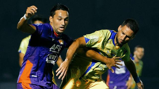 Persib vs Persik di GBLA: Bojan Hodak Prediksi Perlawanan Sengit Macan Putih