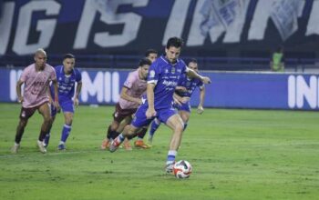 Marcos Reina: Penalti Ganda Persib Hancurkan Harapan Persik