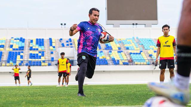 Persela Siap Bangkit di Pekan Ke-21 Pegadaian Championship, Bima Sakti Janjikan Penyegaran Lini Depan Hadapi PSS