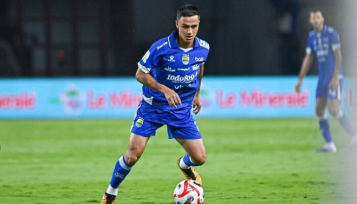 Aksi Eliano Reijnders bersama Persib Bandung di BRI Super League 