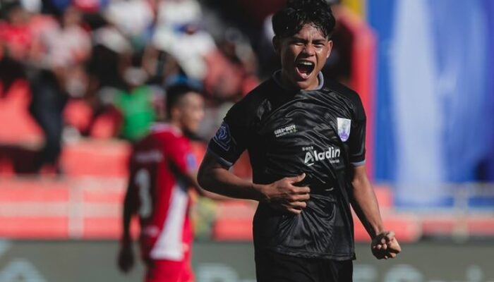 Selebrasi Zanadin Fariz dalam laga Semen Padang vs Persis Solo di BRI Super League, Minggu (11/1/2026)