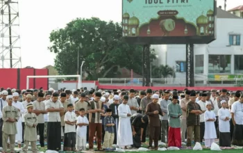 Stadion Gelora Kie Raha Dimanfaatkan untuk Salat Idulfitri di Ternate