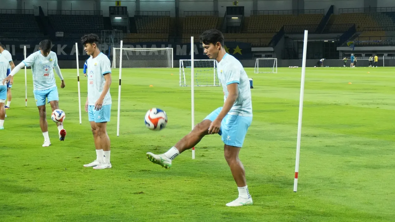 Bek Persib, Achmad Jufriyanto