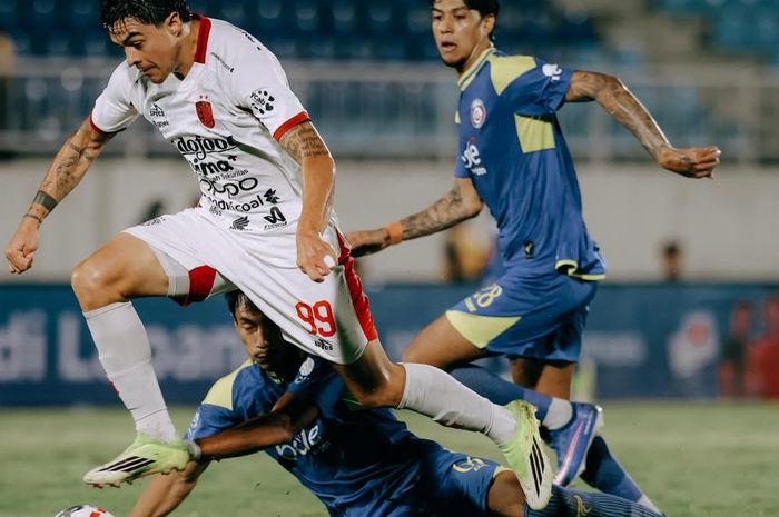 Bali United Menang Dramatis 4-3 atas Arema FC, Dua Gol Bunuh Diri Warnai Laga di Kanjuruhan