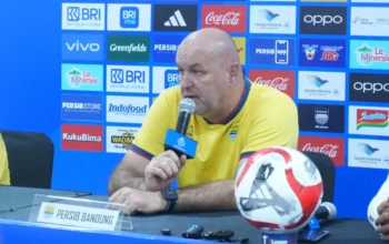 Pelatih Persib, Bojan Hodak