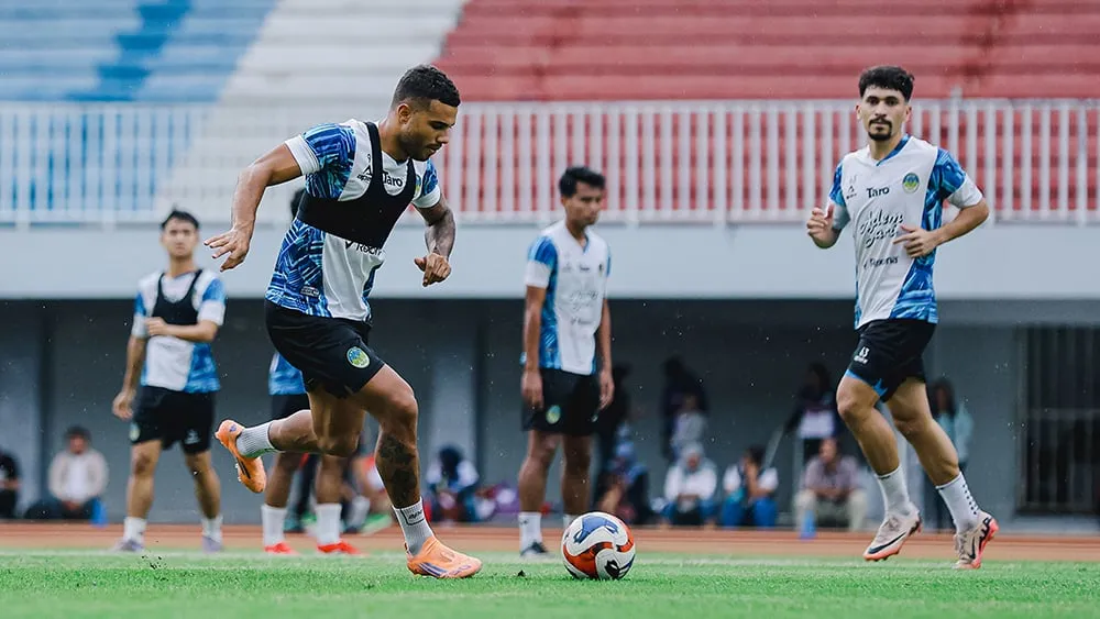 Kemajuan Positif Pemulihan Cedera Anton Fase dan Rahmatsho