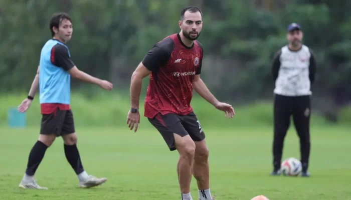 Persija Andalkan Semangat Dony Tri dan Jordi Amat Jelang Duel Penting