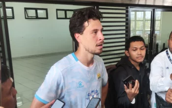 Gelandang Persib, Thom Haye