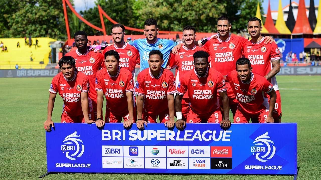 Starting XI Semen Padang pada laga BRI Super League 2025/2026