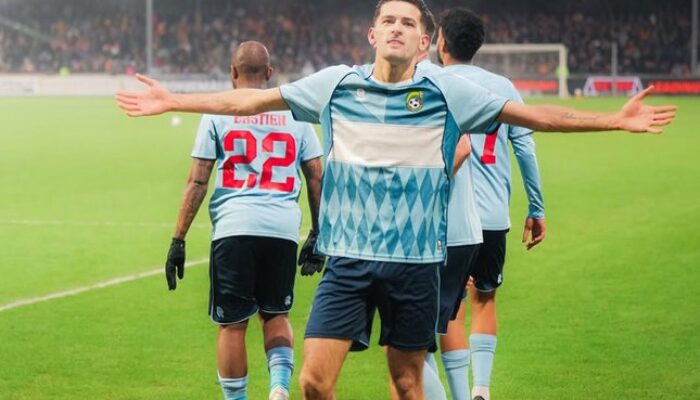 Selebrasi Justin Hubner. (c) dok.fortuna.sittard