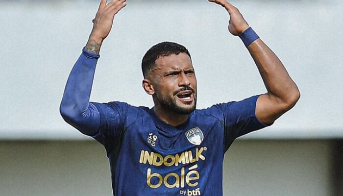 Aksi Matheus Alves dalam laga Persita Tangerang vs Borneo FC di BRI Super League, Jumat (9/1/2026)