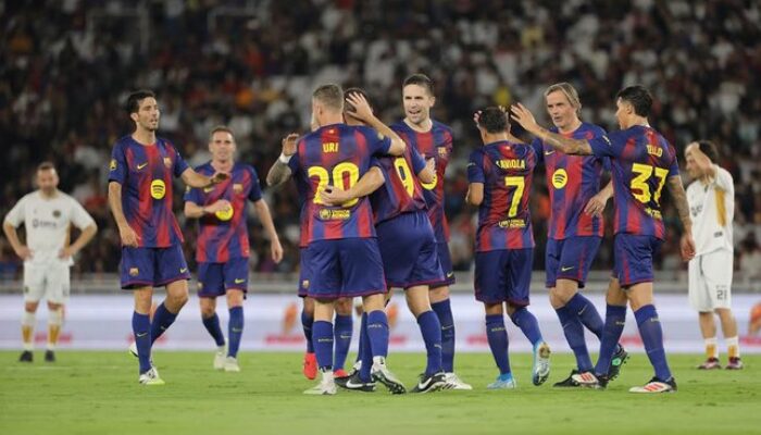 DRX World Legends vs Barcelona Legends di Stadion Utama Gelora Bung Karno (SUGBK), Jakarta, Sabtu (18/4/2026)