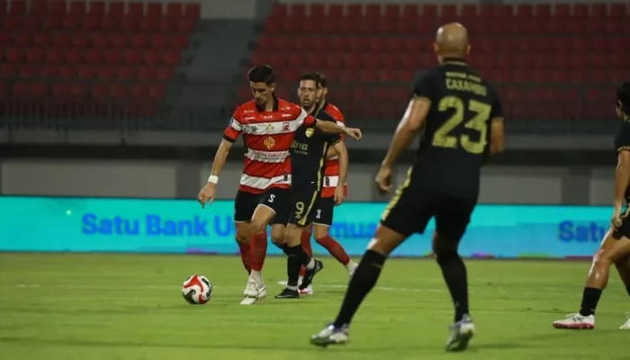 Madura United Tegaskan Komitmen Keluar dari Zona Degradasi