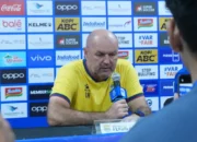 Pelatih Persib, Bojan Hodak