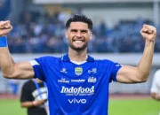 Persib Tanpa Bek Tengah Andalan Saat Hadapi Bali United