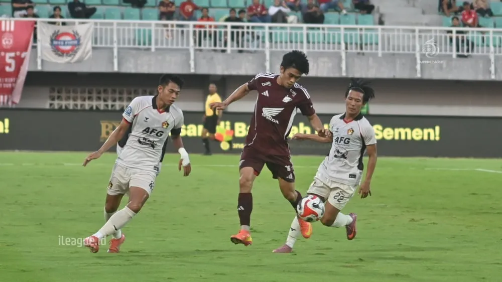 Persik Gagal Tampil Konsisten dalam Kekalahan dari PSM, Ungkap Marcos Reina