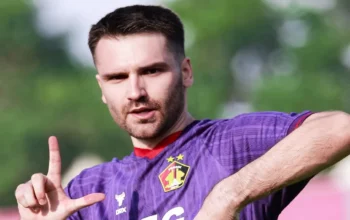 Jon Toral jadi pencetak gol tunggal Persik Kediri ke gawang Persita Tangerang