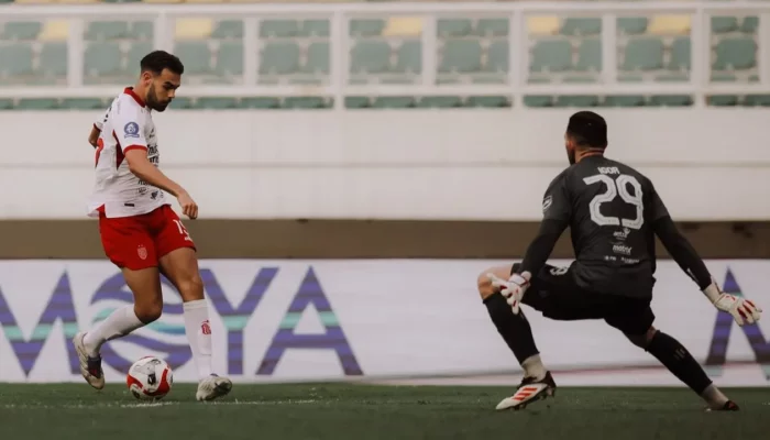Bali United Curi Kemenangan Tipis di Kandang Persita
