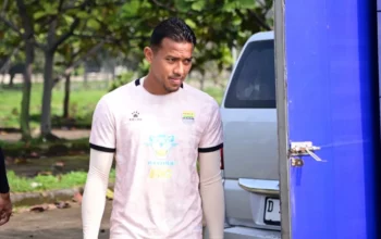 Kiper Persib, Teja Paku Alam