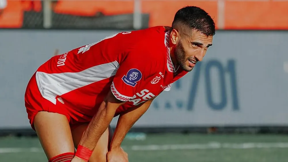 Tekad Angelo Meneses Tingkatkan Performanya di Semen Padang